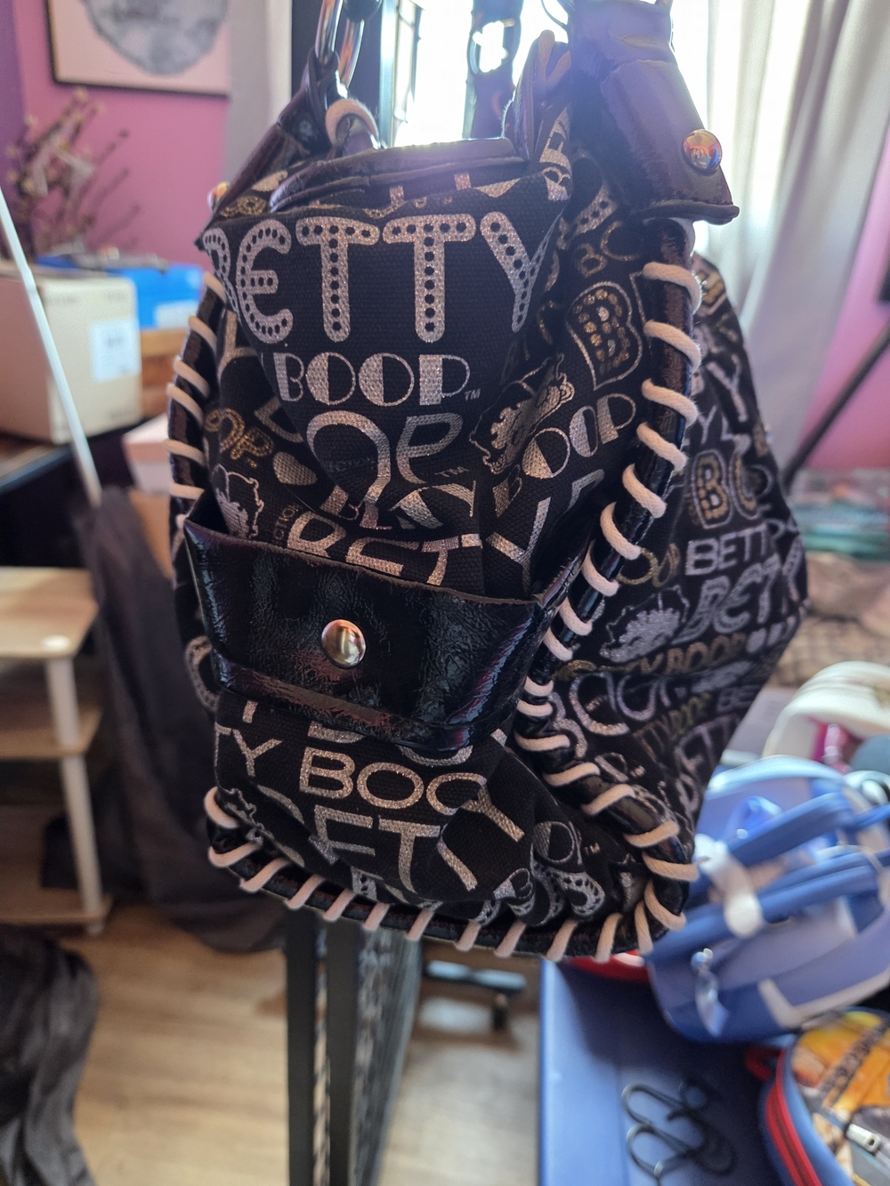 Betty Boop Black and Silver Logo Shoulder Bag - Picture 3 of 4